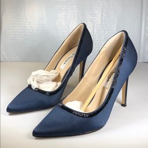 [213]Nina 7.5M
Deedra Evening Pumps